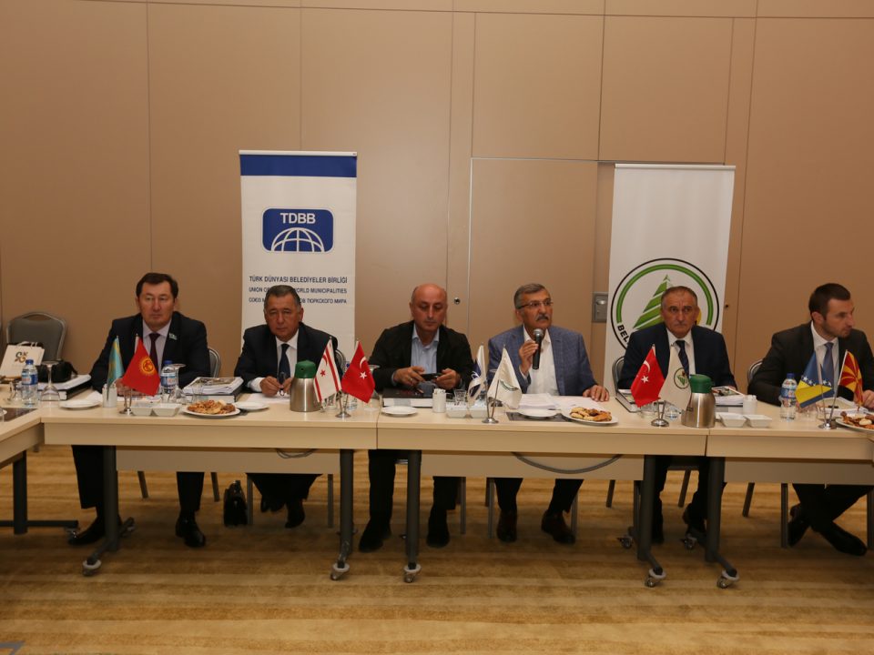 turk-dunyasi-belediyeler-birligi-tdbb-temsilcileri-boluya-hayran-kaldi-resim